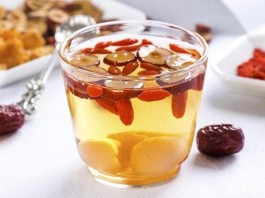 红枣枸杞子茶，可安神，养肝
