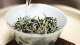 白茶属于什么茶类 白茶属于轻微发酵茶