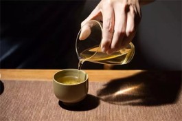 人生如茶，“空杯”才是最高境界