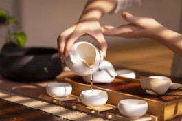 茶为万病之药，茶的五行及中医功效