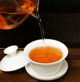 喝黑茶的人，必有十种奢侈品！