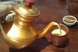 藏族的酥油茶茶俗介绍