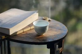 生活累了，迷茫了，静下心来喝杯茶吧