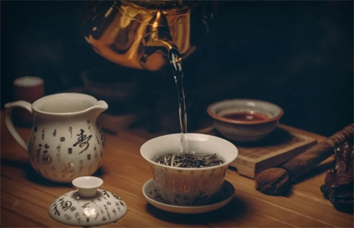 秋季饮什么茶叶？