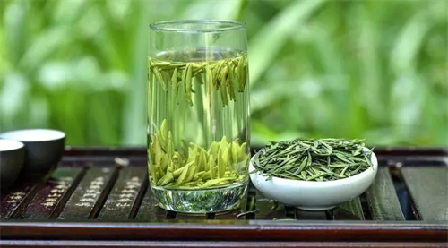 怎么鉴别绿茶品质 鉴别绿茶好坏的方法